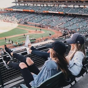 Meet your Posher, Ansley